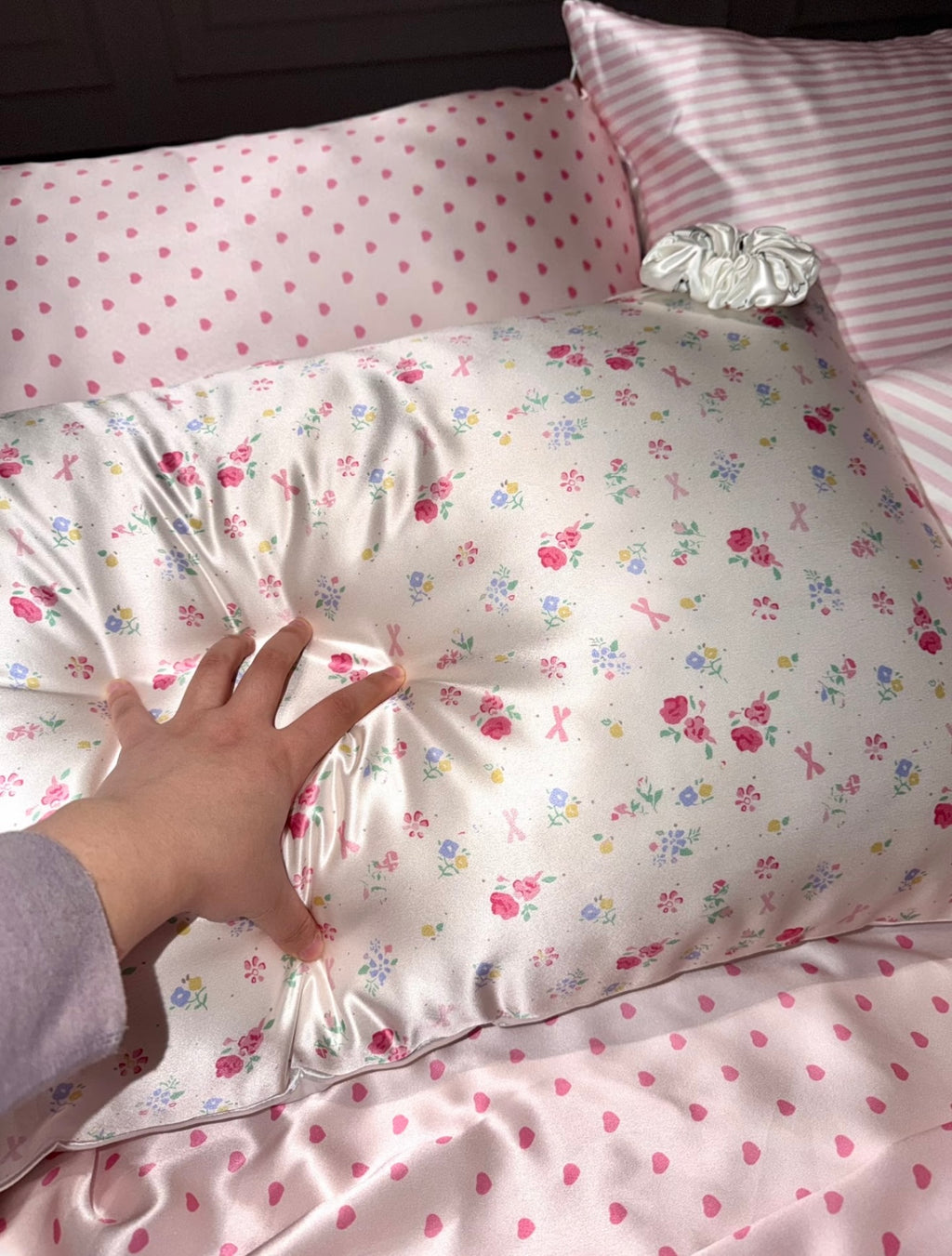 Yuelle Cottage Bloom Satin Pillowcase