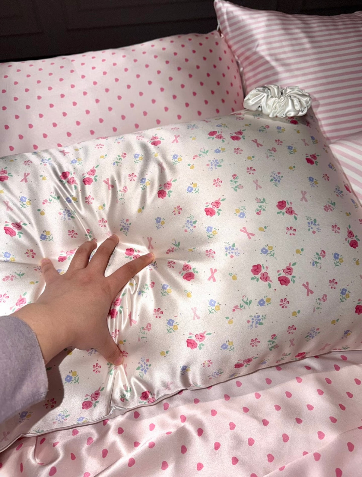 Yuelle Cottage Bloom Satin Pillowcase