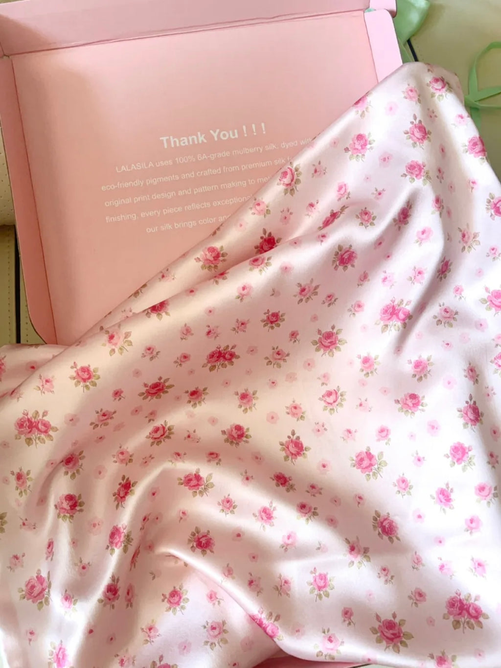 Yuelle Cottage Bloom Satin Pillowcase