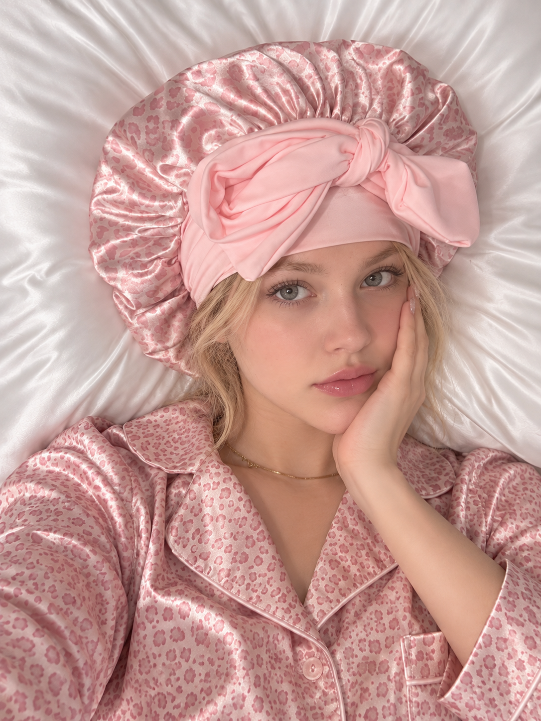 Bow Silk Sleep Bonnet-100% Mulberry Silk Sleep Bonnet – 22 Momme